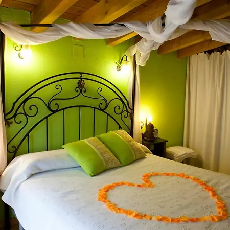 La Casa Del Kender Ferienhaus Casas del Abad